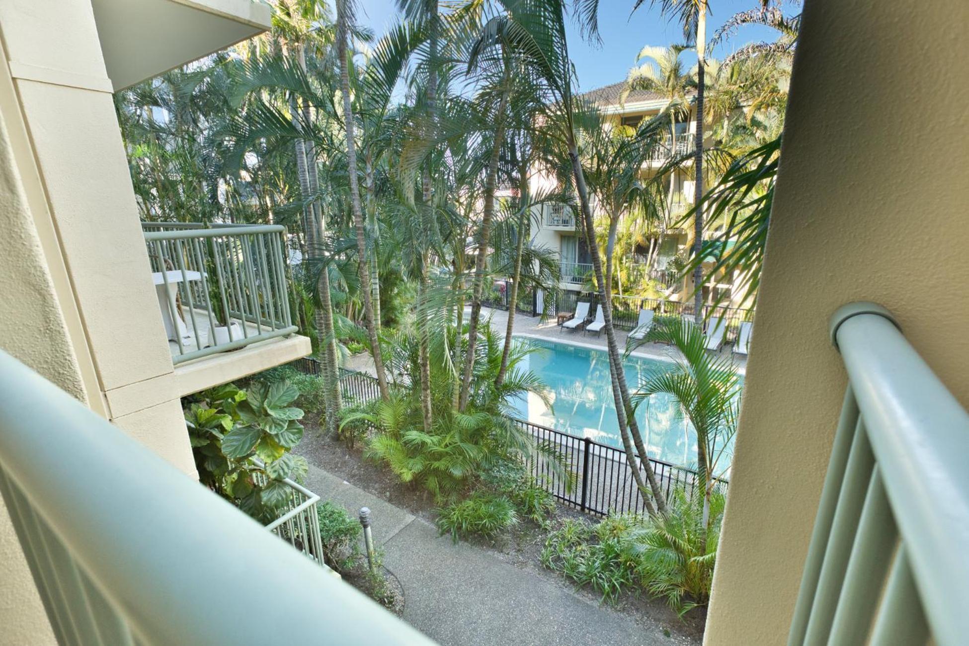 One-Bedroom Apartment with Balcony