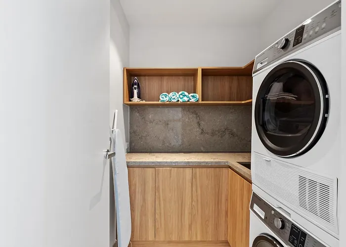 Vacation rental: Encore Broadbeach - Official